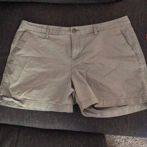 Size 12 Old Navy shorts
